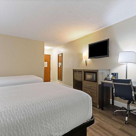 Clarion Pointe Savannah Gateway I-95 المظهر الخارجي الصورة