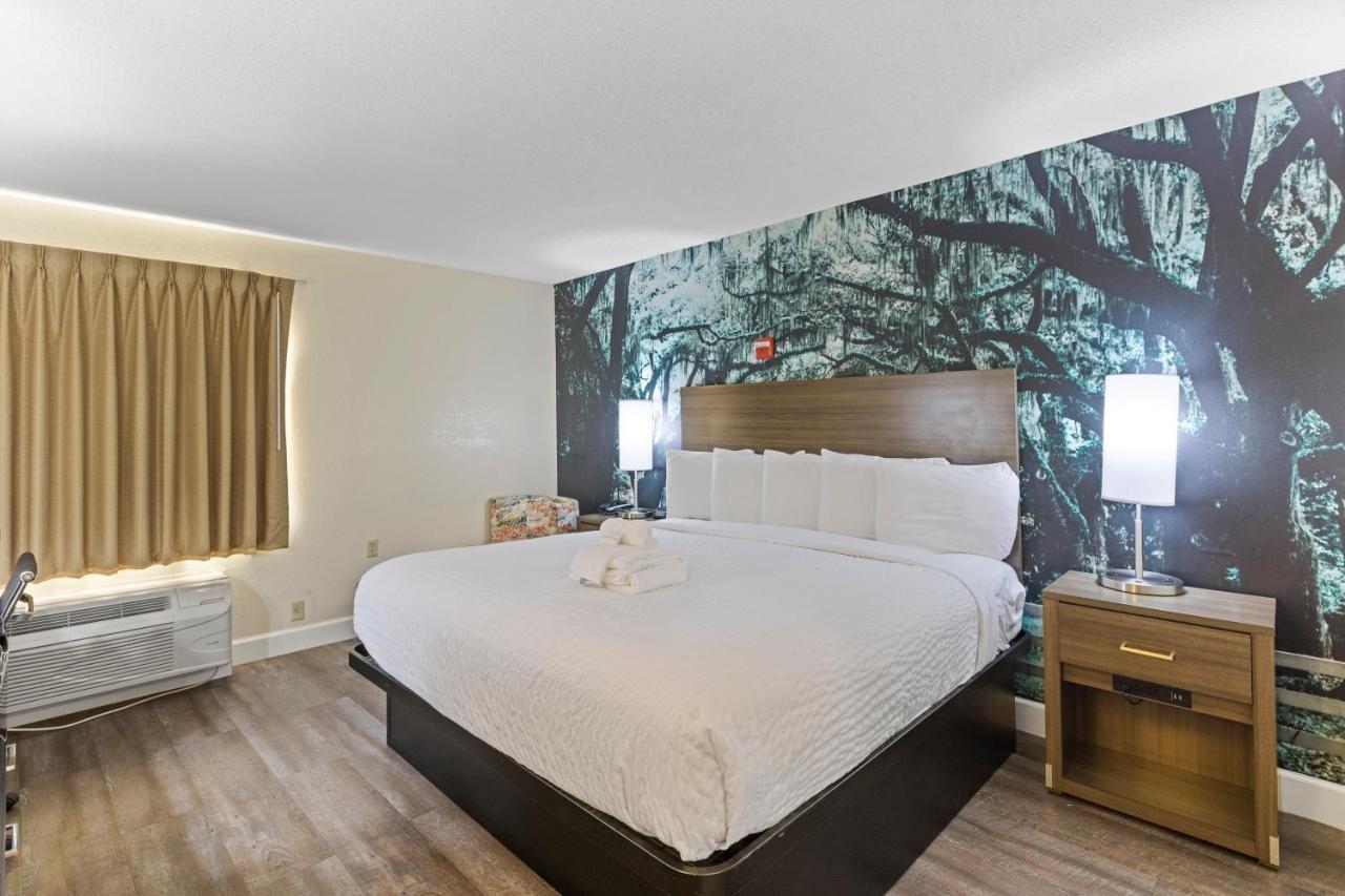 Clarion Pointe Savannah Gateway I-95 المظهر الخارجي الصورة
