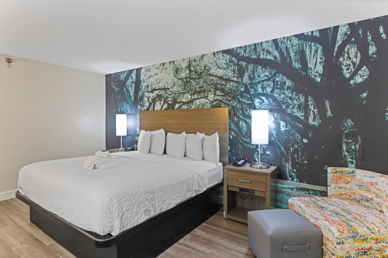 Clarion Pointe Savannah Gateway I-95 المظهر الخارجي الصورة