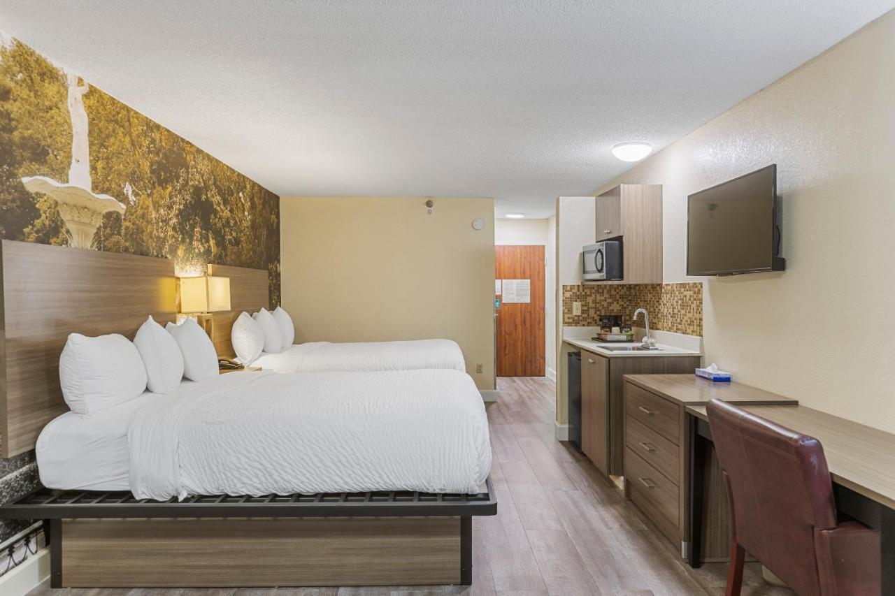 Clarion Pointe Savannah Gateway I-95 المظهر الخارجي الصورة