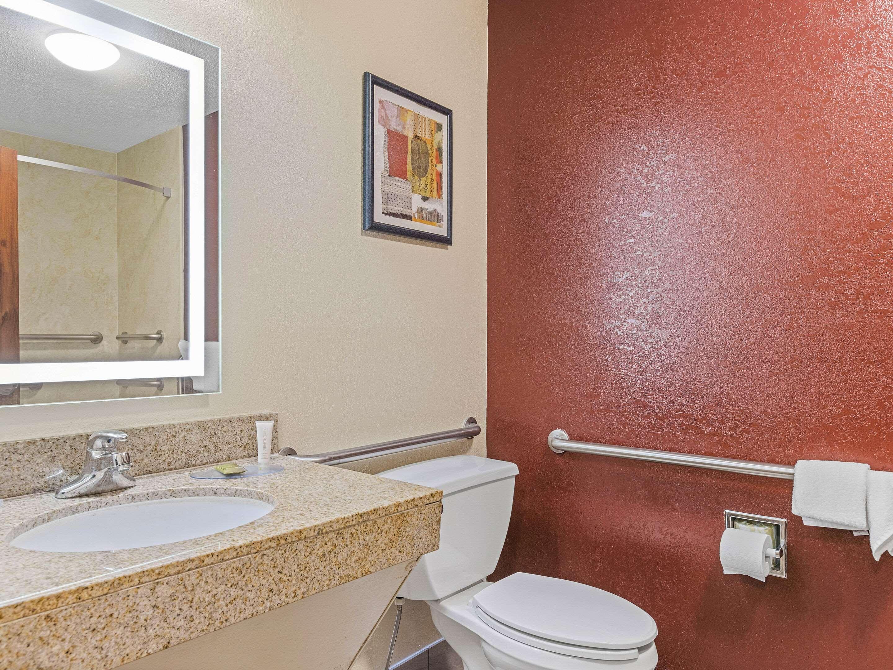 Clarion Pointe Savannah Gateway I-95 المظهر الخارجي الصورة