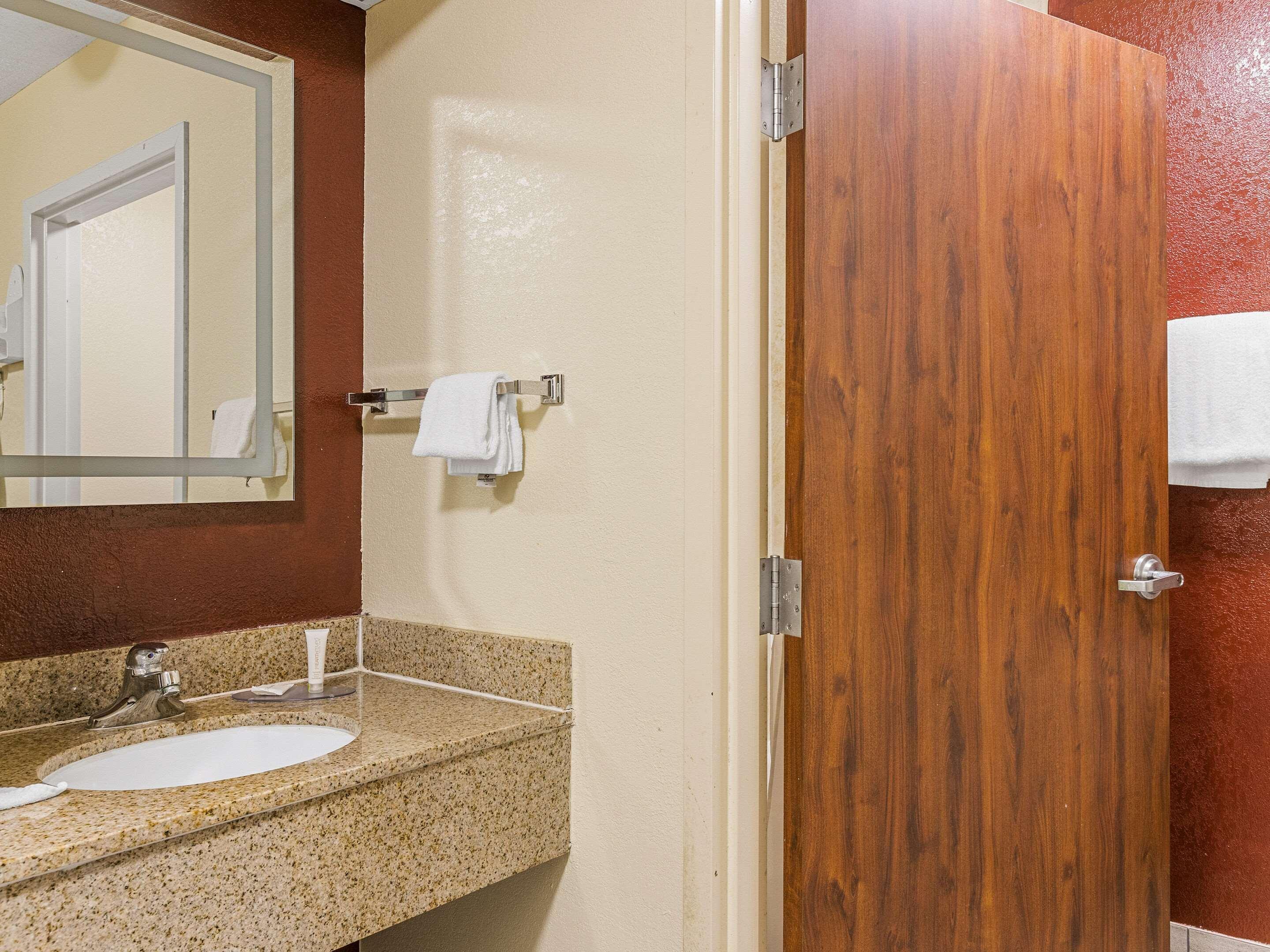 Clarion Pointe Savannah Gateway I-95 المظهر الخارجي الصورة